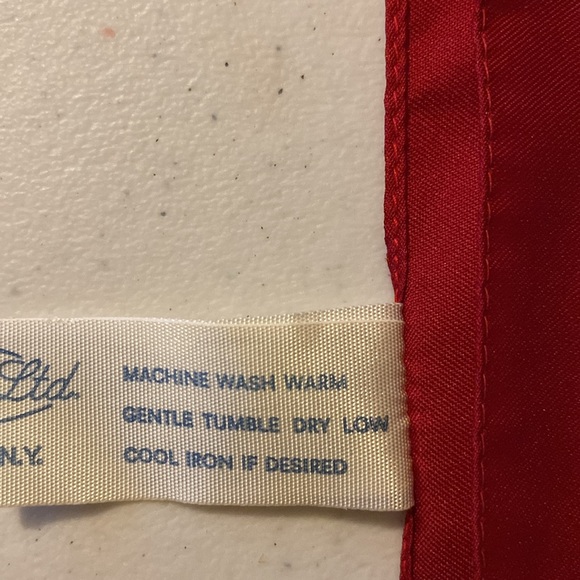 G.L. Harvale & Co Women’s ‘76 Scarf - Picture 7 of 8